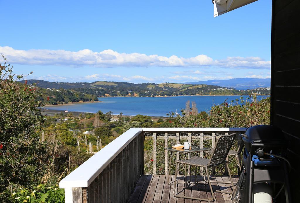 Church Bay Views - Stay Waiheke Oneroa المظهر الخارجي الصورة